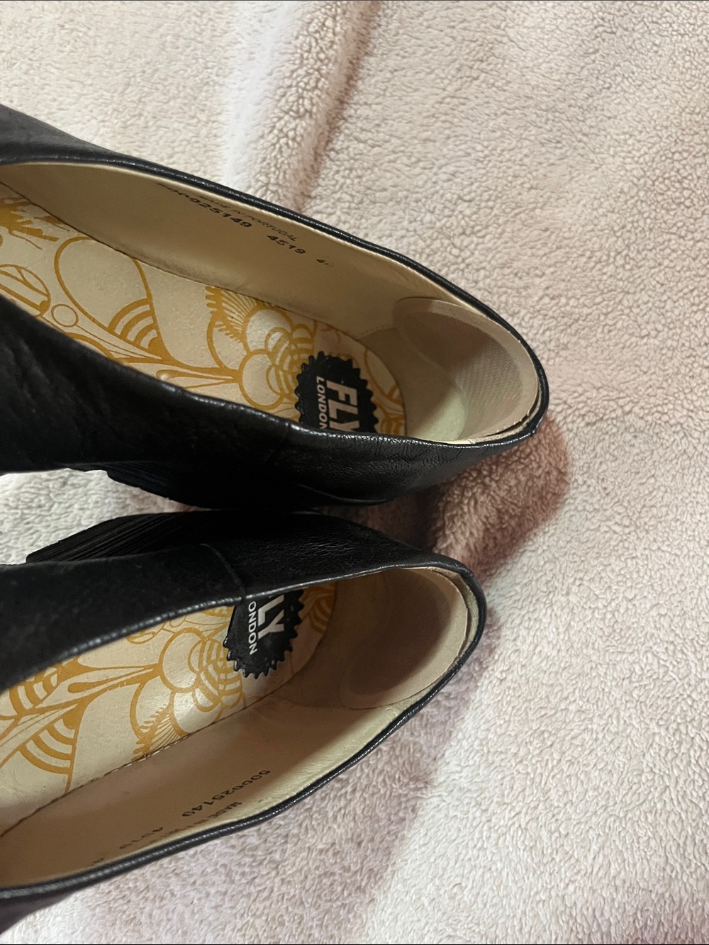 Fly London Black Leather wedge Slip-On 40 - Picture 5 of 5